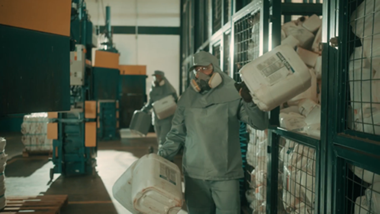 10 coisas que você não sabia sobre a logística reversa de embalagens vazias no Brasil